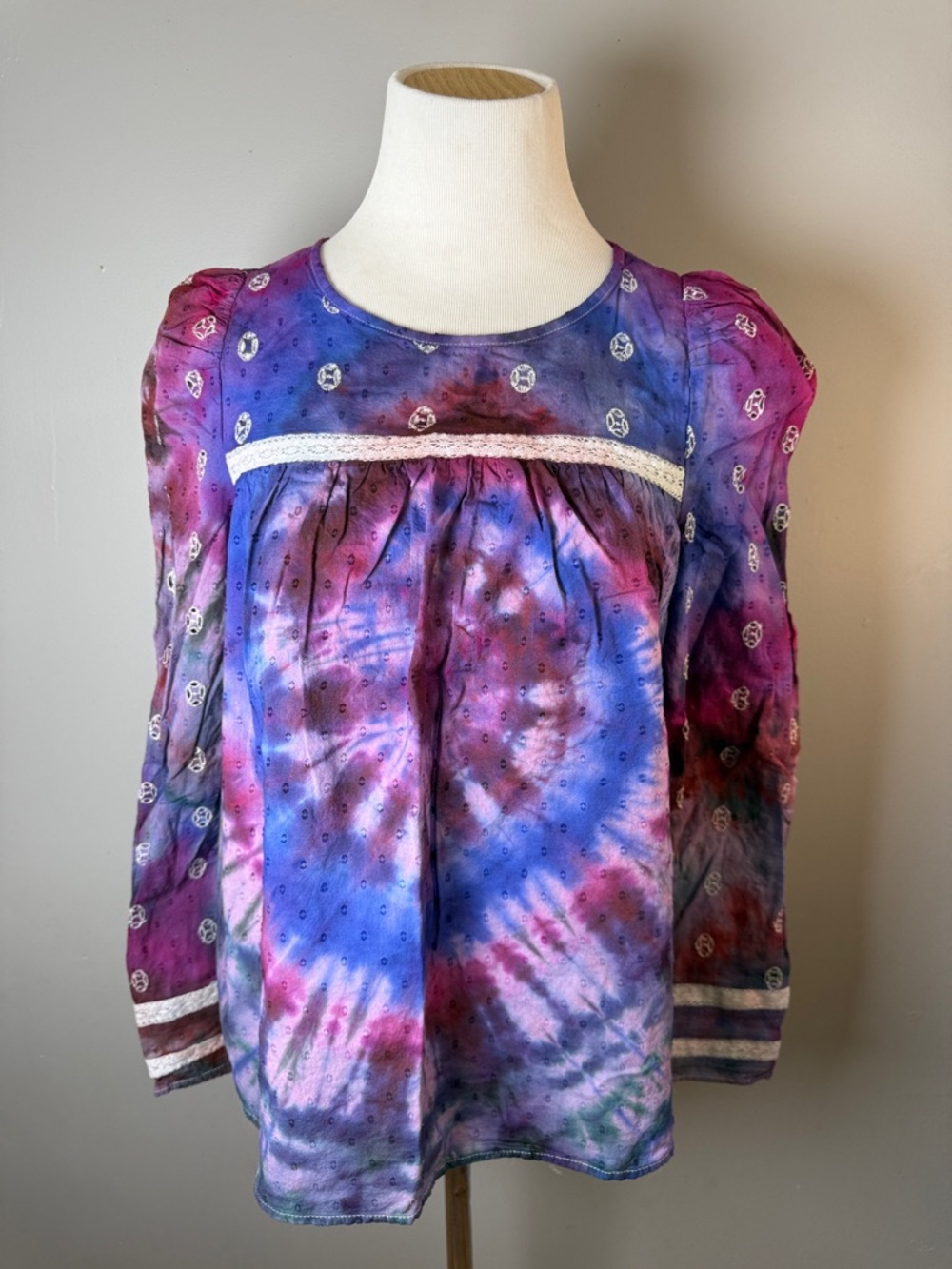 Tie-Dye Long Sleeve Peasant Top in Purple and Blue